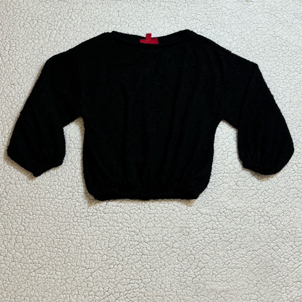 Jennifer Lopez sweater!
